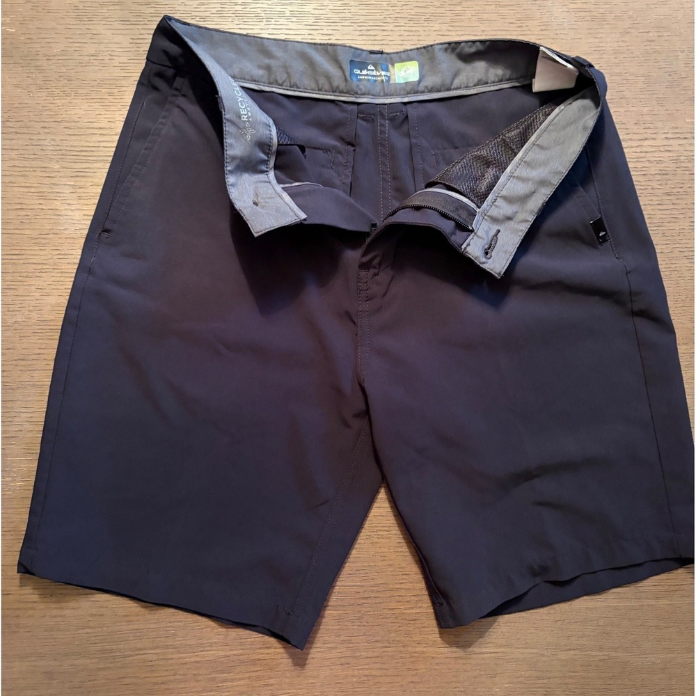 Quiksilver Amphibian Shorts Mens 28 Navy Blue DryFlight Hybrid Boardshorts Walk - Picture 2 of 9